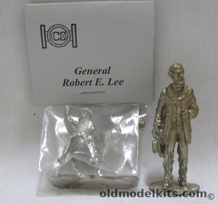 CS General Robert E. Lee - On Horseback and Standing plastic model kit